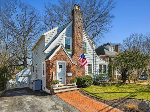 97 Mackey Avenue, Port Washington, NY 11050