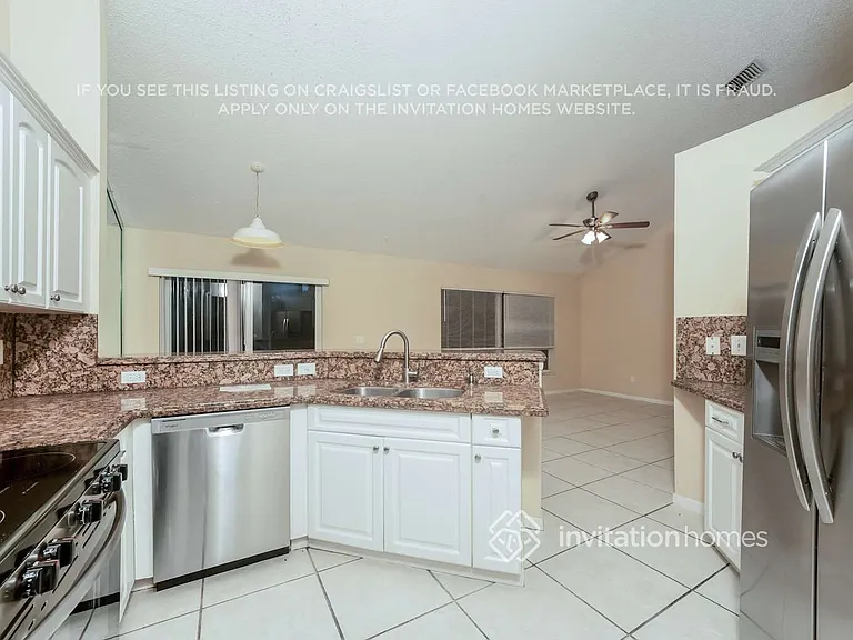 9648 Tavernier Dr — Photo 6