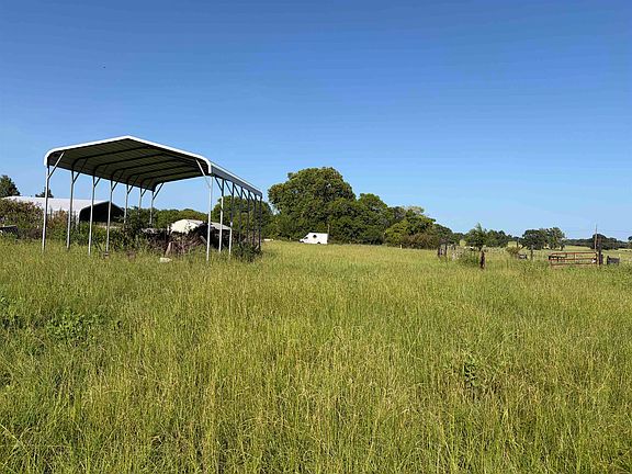 3rd image of 18077 County Road 295