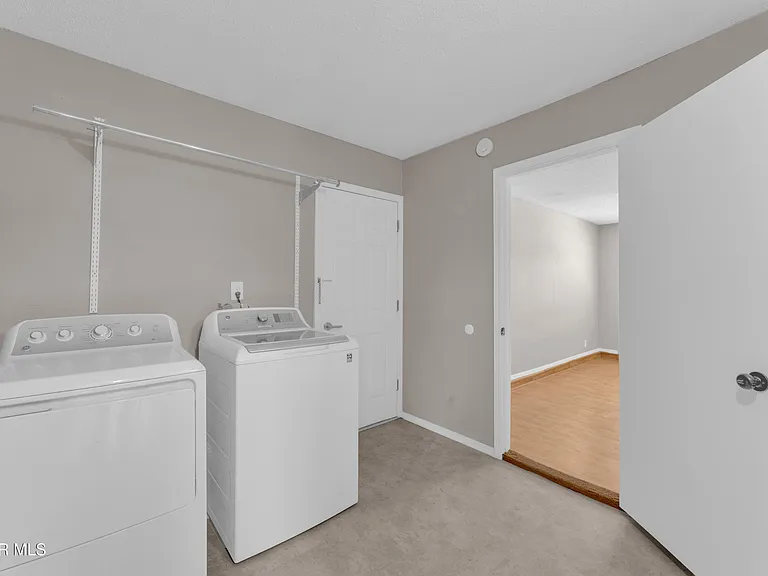 228 Caribe Cir — Photo 17