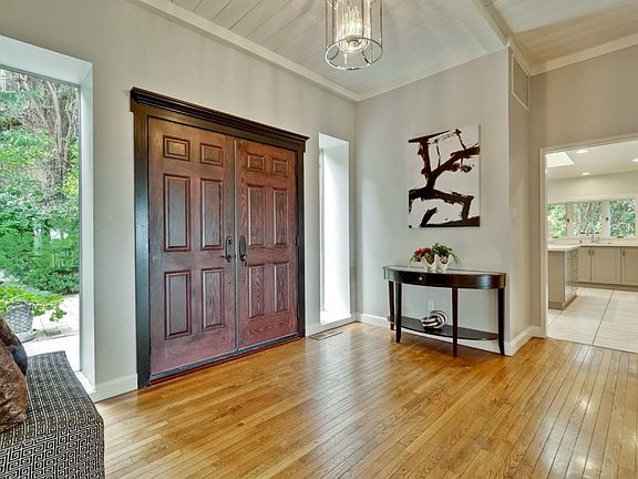 4th image of 140 Teresita Way