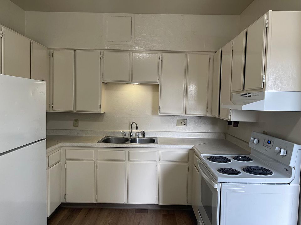 1008 F St Arcata, CA Zillow