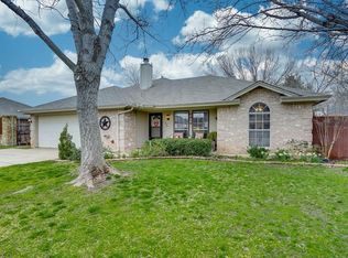 324 Richy Rd, Roanoke, TX 76262