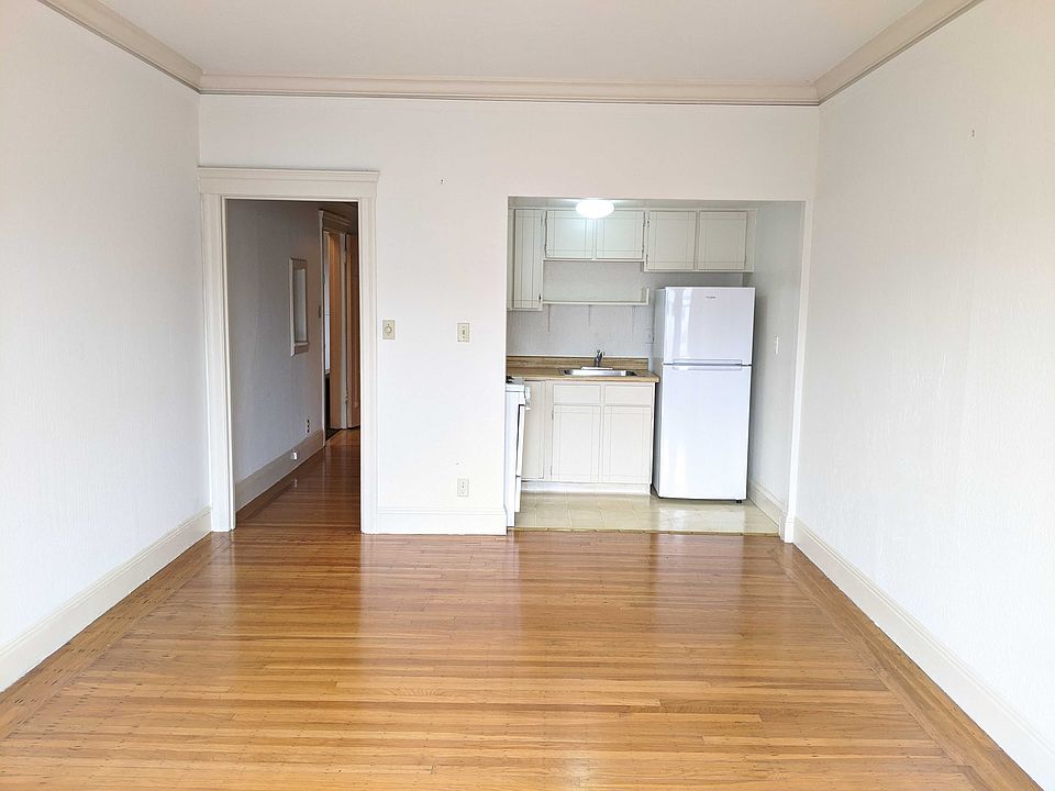 1st image of 1770 Lombard St #303