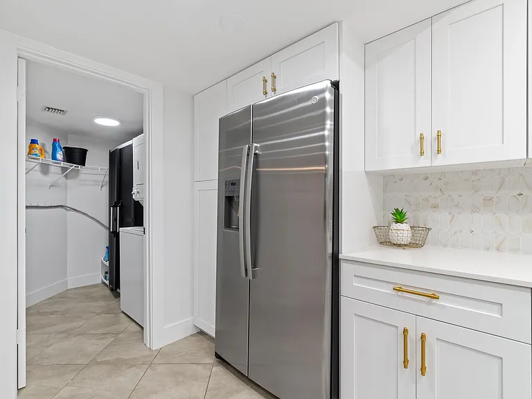 2455 Lindell Blvd #3103 — Photo 8