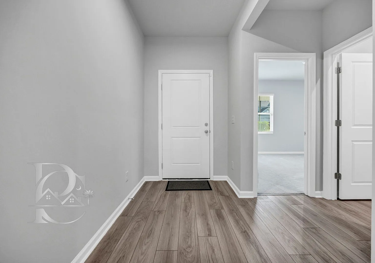 One Story Living In Blythewood's Grand Arbor — Photo 4