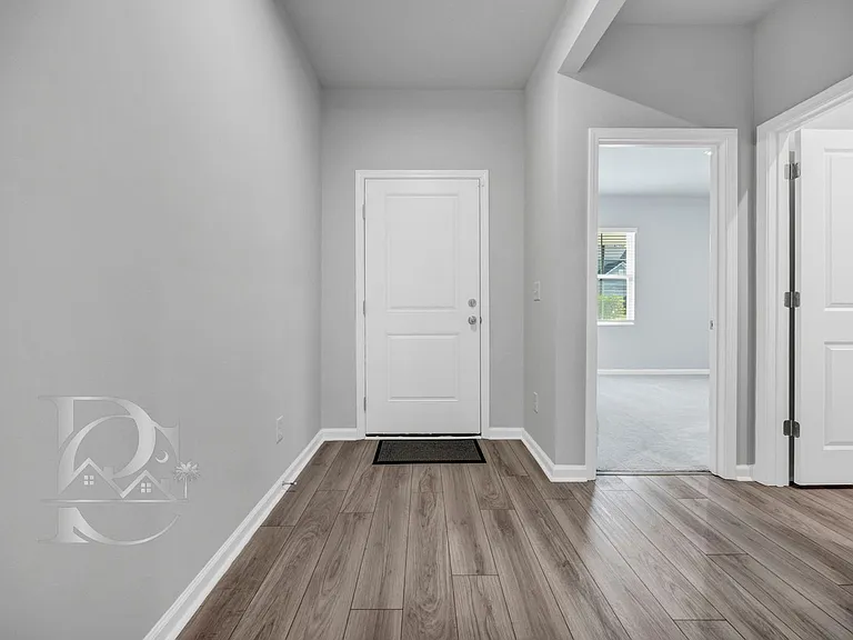 1161 Eagleston Way — Photo 4