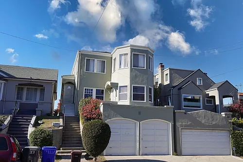 5399 Broadway Photo 1