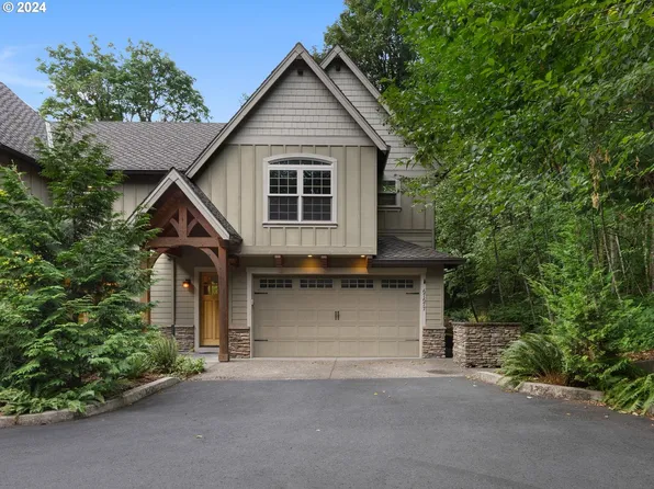 67677 E Fairway Ave, Welches, OR 97067