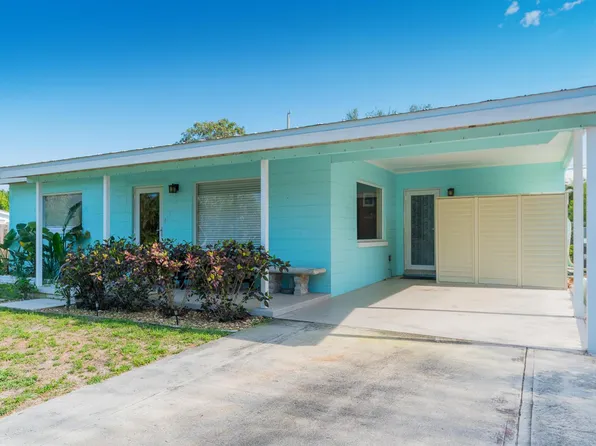 2574 NE Roberta St, Jensen Beach, FL 34957