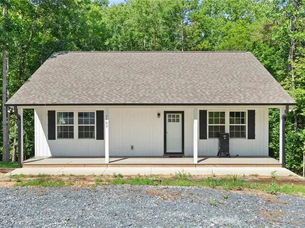 1103 Thayer Rd, Trinity, NC 27370