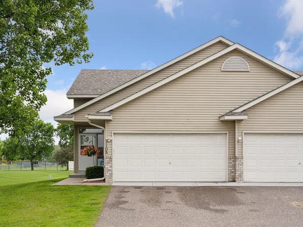 1105 3rd St S, Princeton, MN 55371