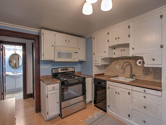 3rd image of 1841 Maryland Ave E