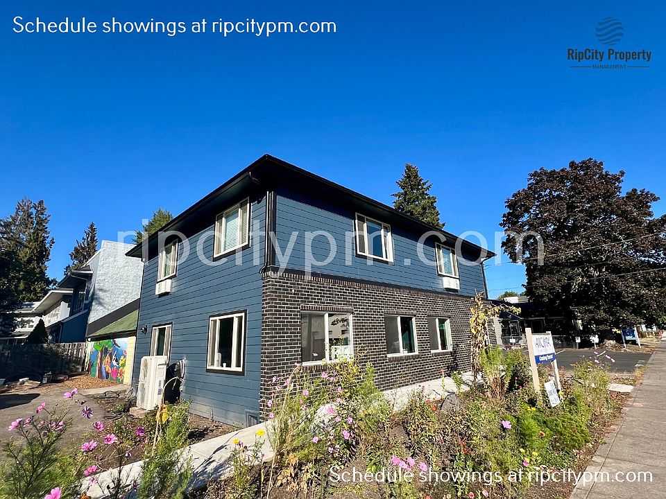 1st image of 239 NE Lincoln St APT 1