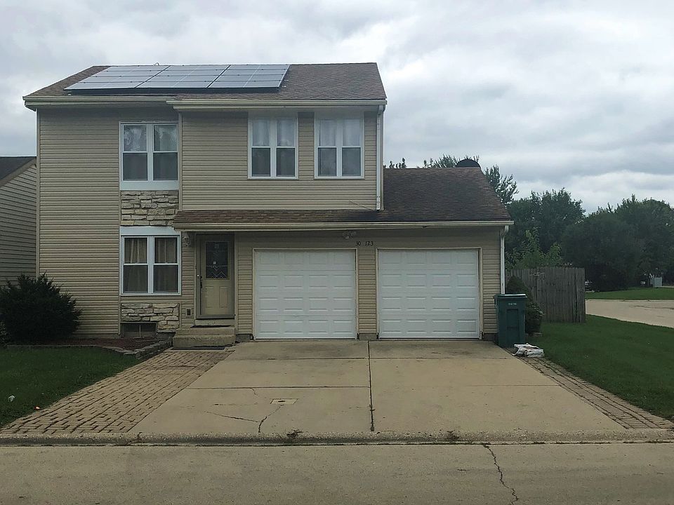 2nd image of 30W123 Wood Ct