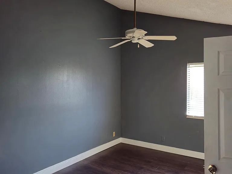 7875 Tam Oshanter Blvd — Photo 12