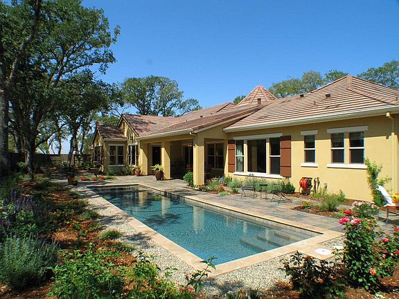Pebble Sheen Pool & Spa