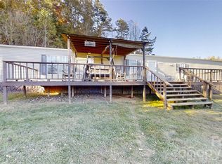 2010 Sandy Mush Rd, Marshall, NC 28753