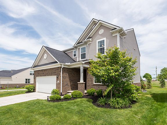 3rd image of 620 Holmdale Way