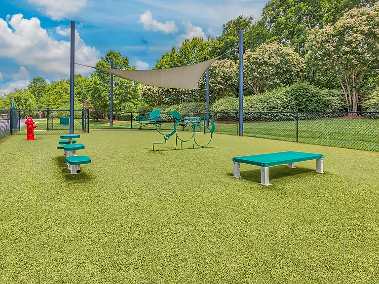 Millcrest Park — Photo 32