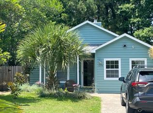 1275 Llewellyn Rd, Mount Pleasant, SC 29464