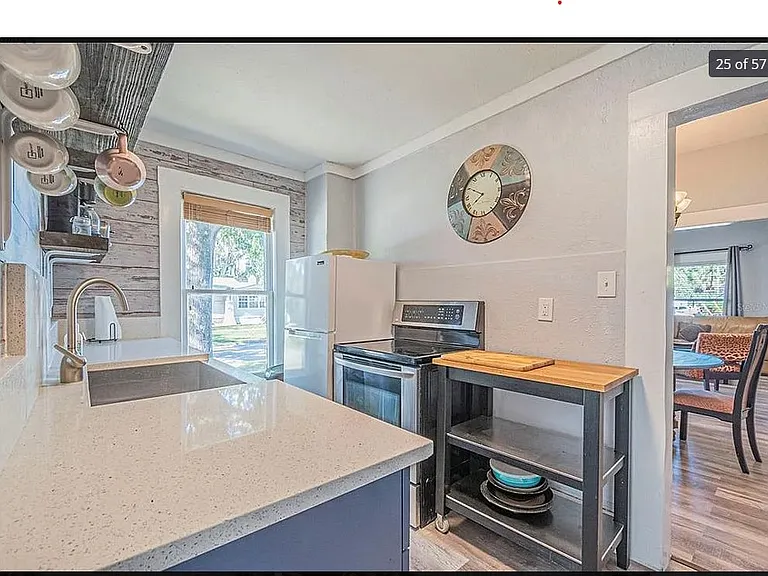 717 W 1st St — Photo 13