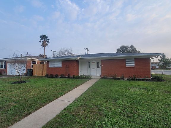 2nd image of 107 Avalon Way