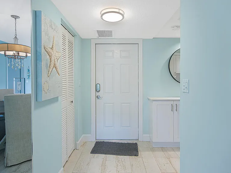 5560 Tamberlane Cir #324 — Photo 7