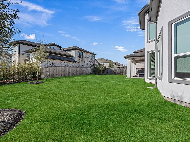 21503 Flowerhead Way — Photo 32