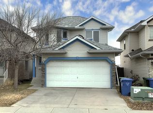 110 Hidden Hills Ter NW, Calgary, AB T3A 6E2