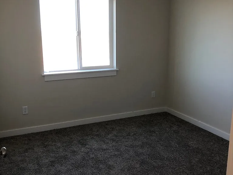 1306 Westwood Cir — Photo 5