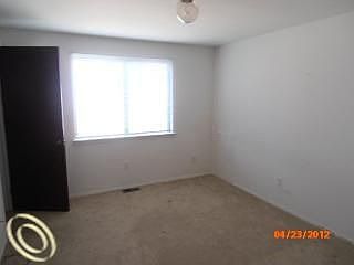 4th image of 34001 Carl Dr