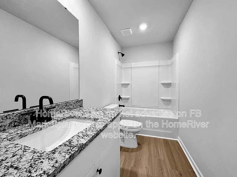 394 Chedworth Dr — Photo 16