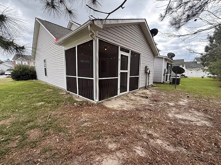 500 Springwood Dr — Photo 21