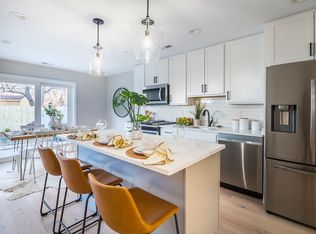 916 15th St SE, Washington, DC 20003