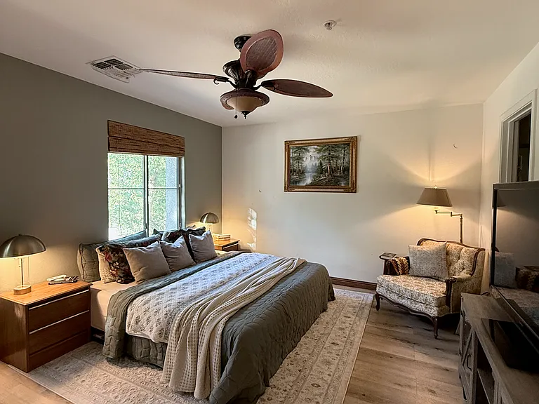2914 E Dunbar Dr — Photo 24