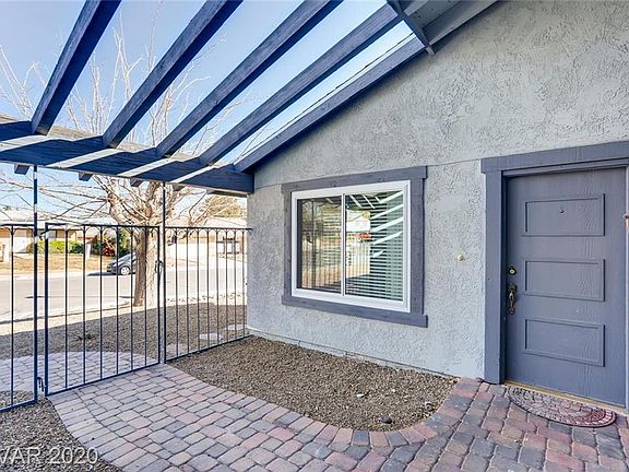 4th image of 1314 Marita Dr