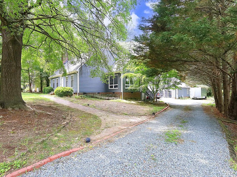 1st image of 144 Kingston Dr