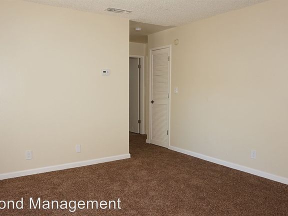 5th image of 1328 D St APT 07