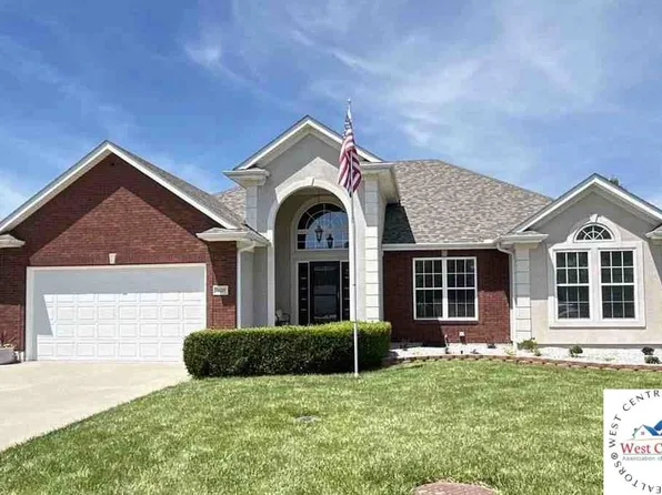 3425 Callaway Dr, Sedalia, MO 65301