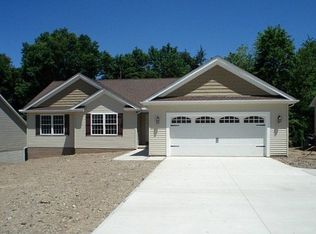 30111 Ridge Rd, Wickliffe, OH 44092