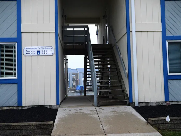 241 Chase Ave #B2u, Russells Pt, OH 43348