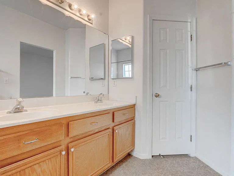 1846 Scimitar Dr — Photo 7