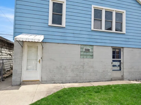 1312 121st St, Whiting, IN 46394