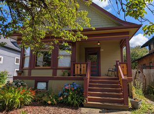 3818 SE Salmon St, Portland, OR 97214