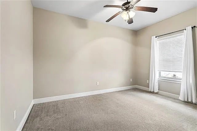 113 Autumn Creek Dr — Photo 12
