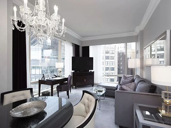 2nd image of 1 Central Park N #1614