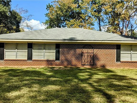 3rd image of 610 Whitfield Dr