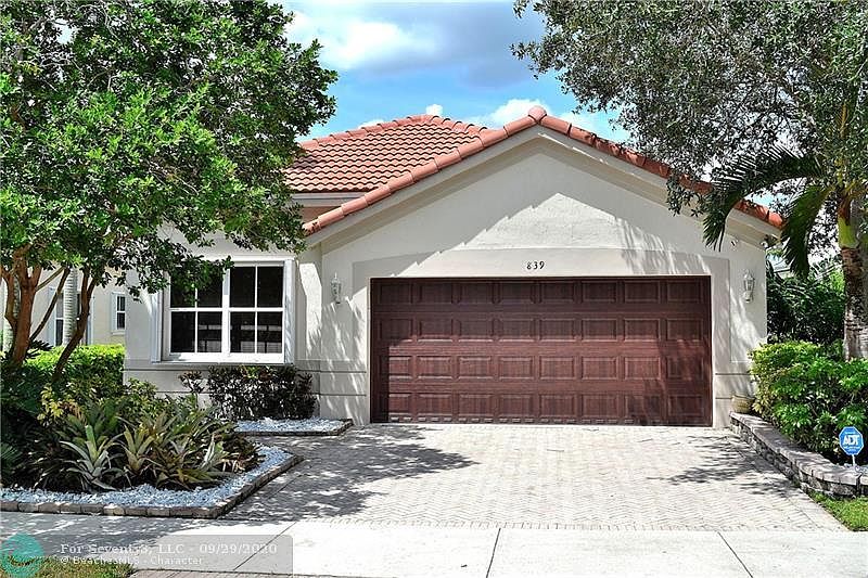 1st image of 839 Vista Meadows Dr