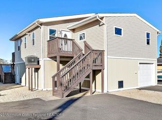 125 E Brig Dr, Tuckerton, NJ 08087